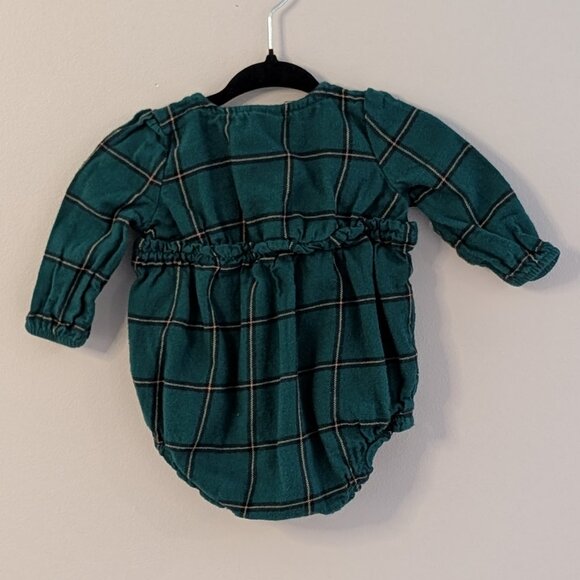 2/$10 ❤️ Carter’s 3M Green Plaid Ruffle Bodysuit Romper | Holiday Romper - Picture 2 of 5